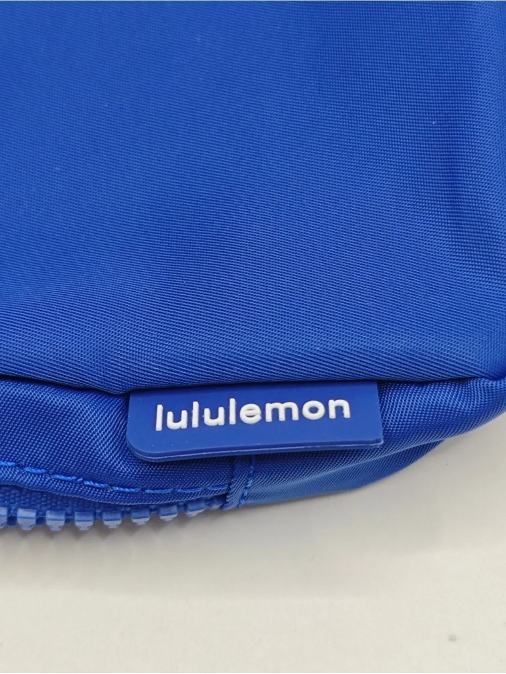 lululemon athletica Men's Royal Blue Zip Toiletry Pouch